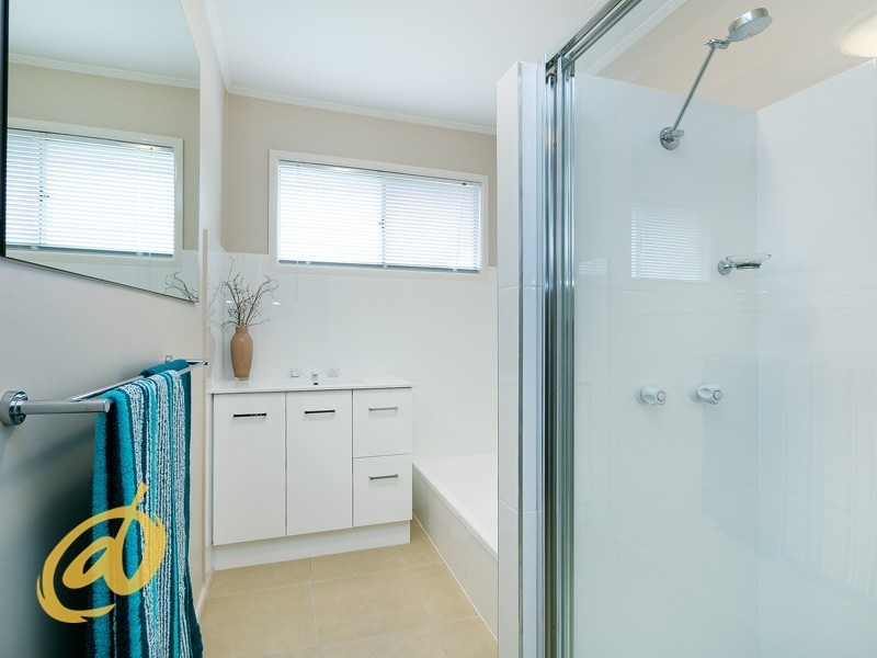 9 Dobson Drive, Strathpine QLD 4500