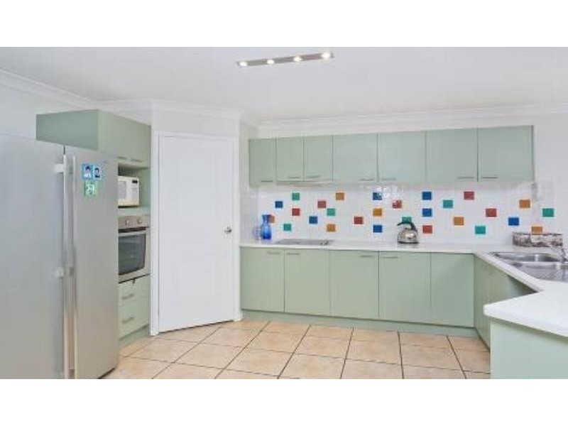 21 Hopkins Street, Petrie QLD 4502