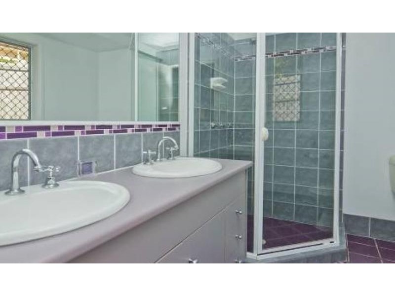 21 Hopkins Street, Petrie QLD 4502