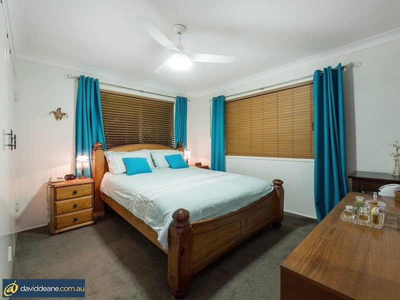 49 Valiant Crescent, Strathpine QLD 4500