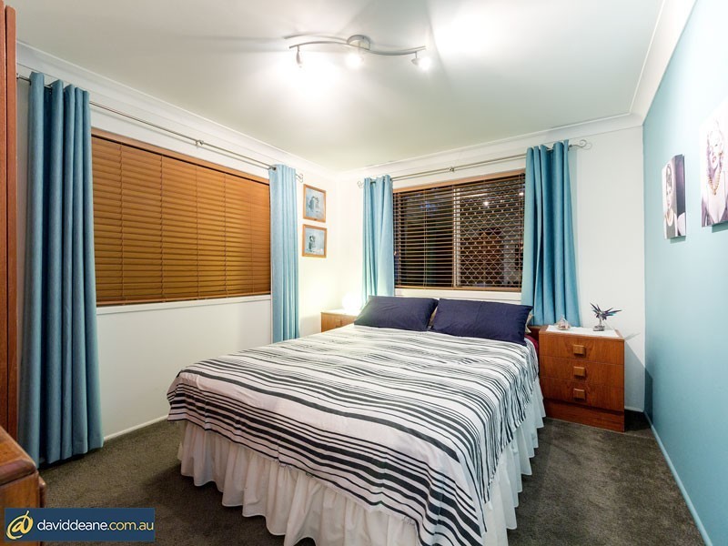 49 Valiant Crescent, Strathpine QLD 4500