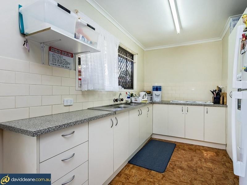2 Azalea Court Kallangur, Kallangur QLD 4503