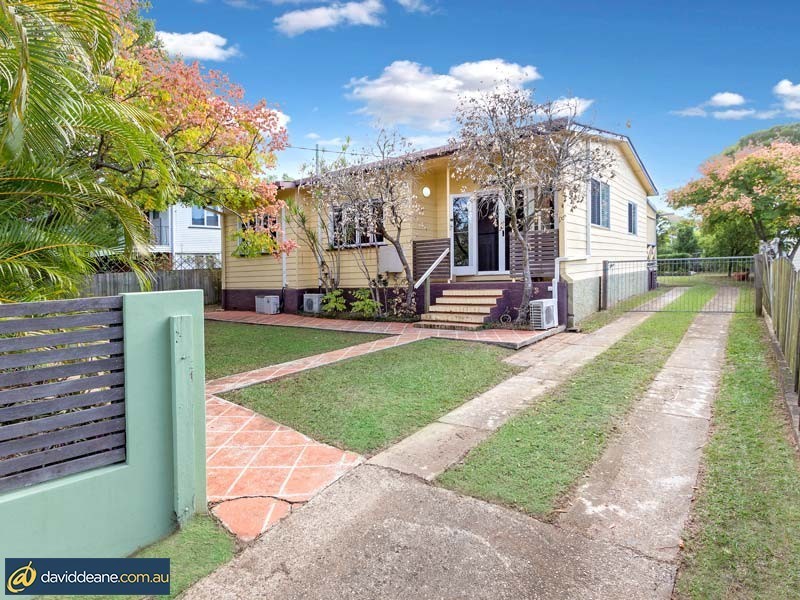 40 Hedge Street, Strathpine QLD 4500