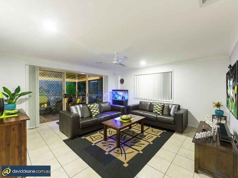 40 D’Aguilar Street, Petrie QLD 4502