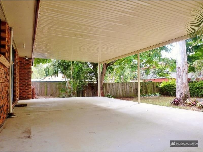 24 Beeville Rd, Petrie QLD 4502