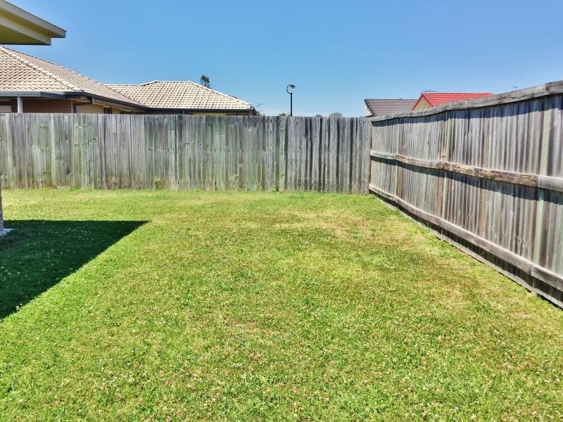 17 Auster Ave, Bray Park QLD 4500
