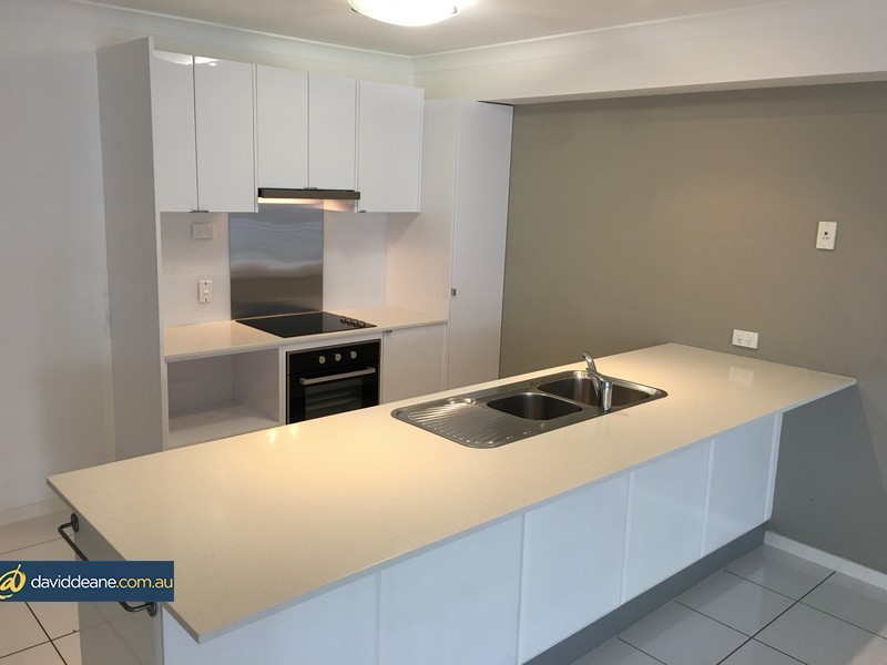 2/24 Ebert Parade, Lawnton QLD 4501