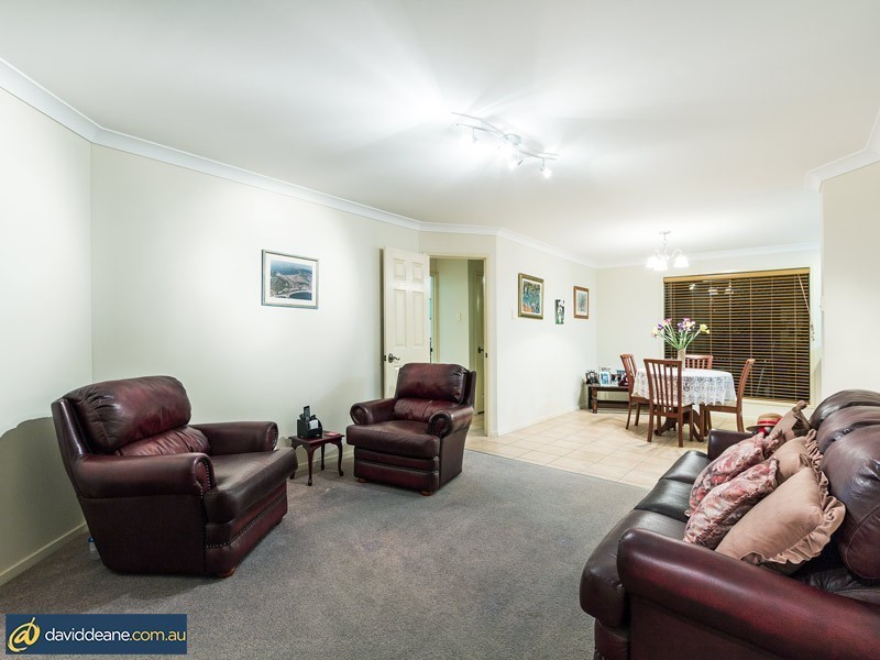 24 Raffindale Avenue, Dakabin QLD 4503