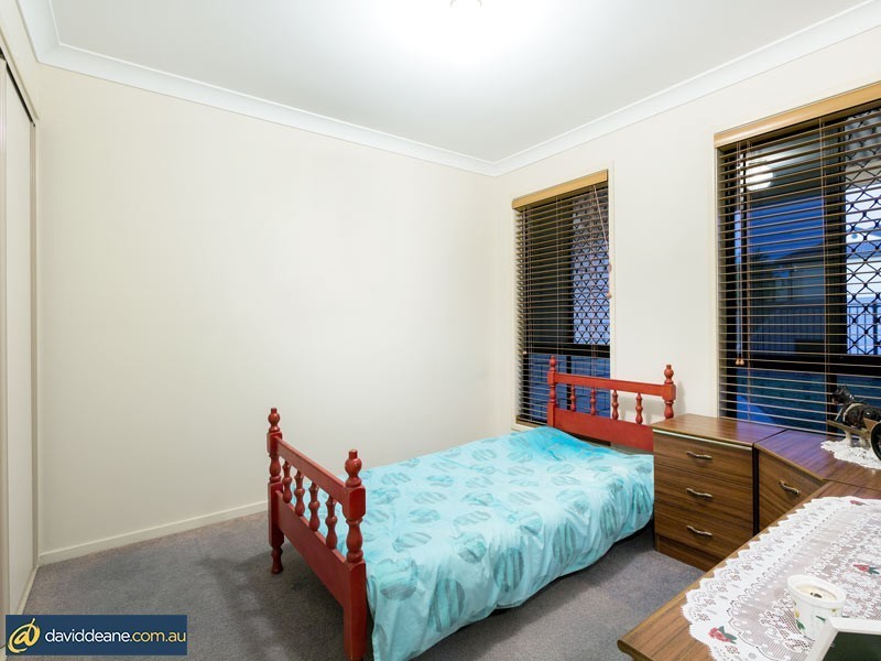 24 Raffindale Avenue, Dakabin QLD 4503
