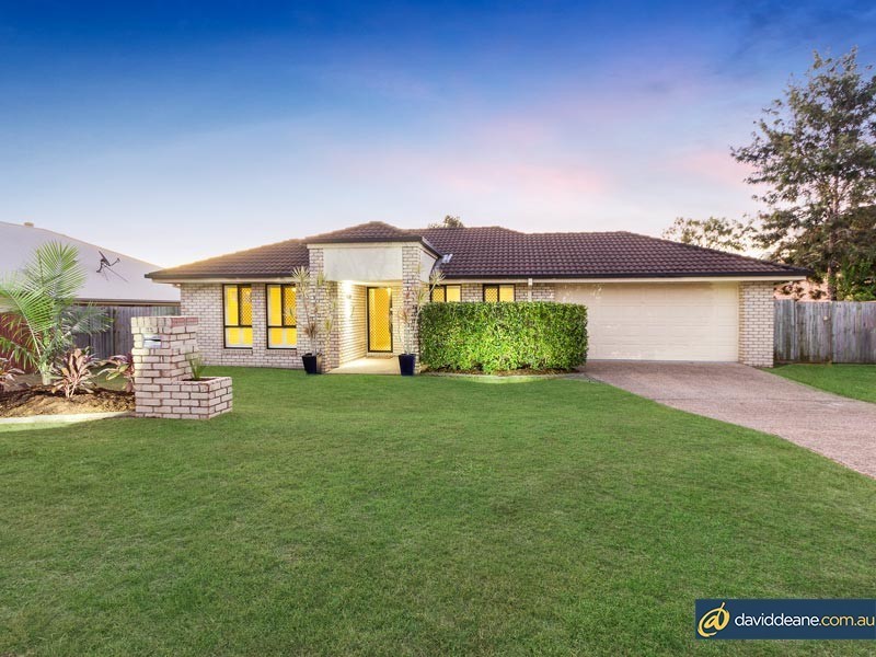 53 Hunter Circuit, Petrie QLD 4502