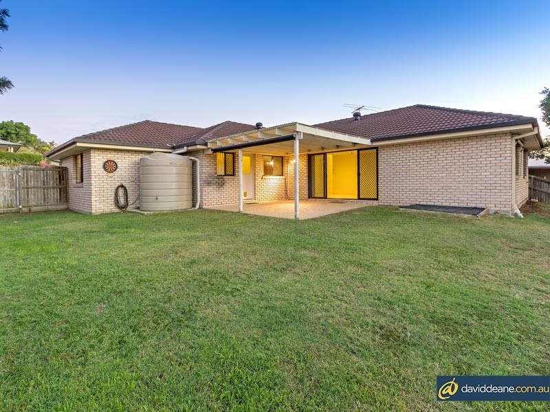 53 Hunter Circuit, Petrie QLD 4502