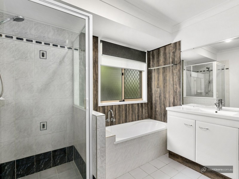 5 Wombat Court, Lawnton QLD 4501