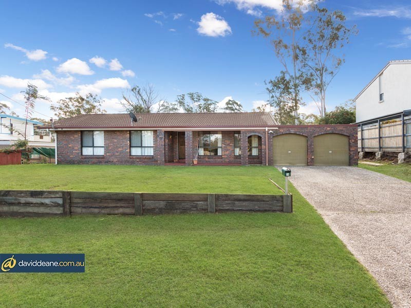 16 Lindfield Drive, Petrie QLD 4502