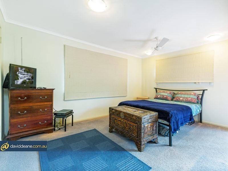 16 Lindfield Drive, Petrie QLD 4502