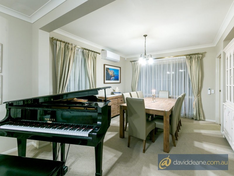 2 Kruger Court, Petrie QLD 4502