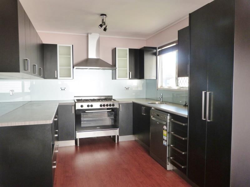 77 Grahams Rd, Strathpine QLD 4500