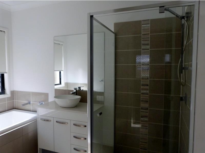 46 Cootharaba Crescent, Warner QLD 4500