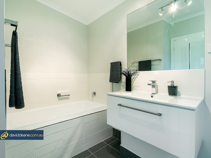 26 Carwell Avenue, Petrie QLD 4502