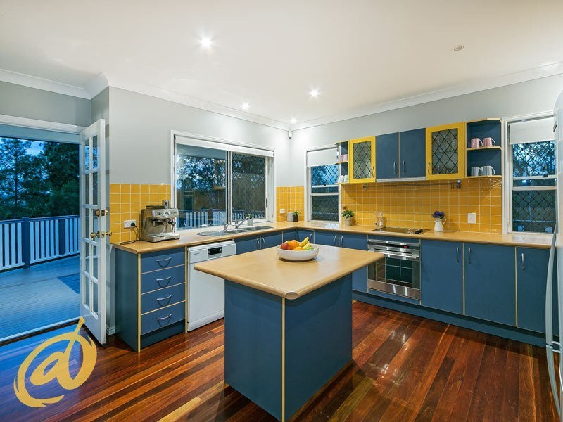 5 Chester Court, Petrie QLD 4502