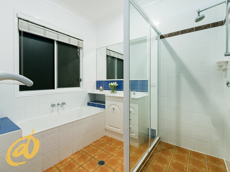 5 Chester Court, Petrie QLD 4502