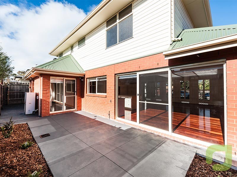 74 Margaret Street, Newport VIC 3015