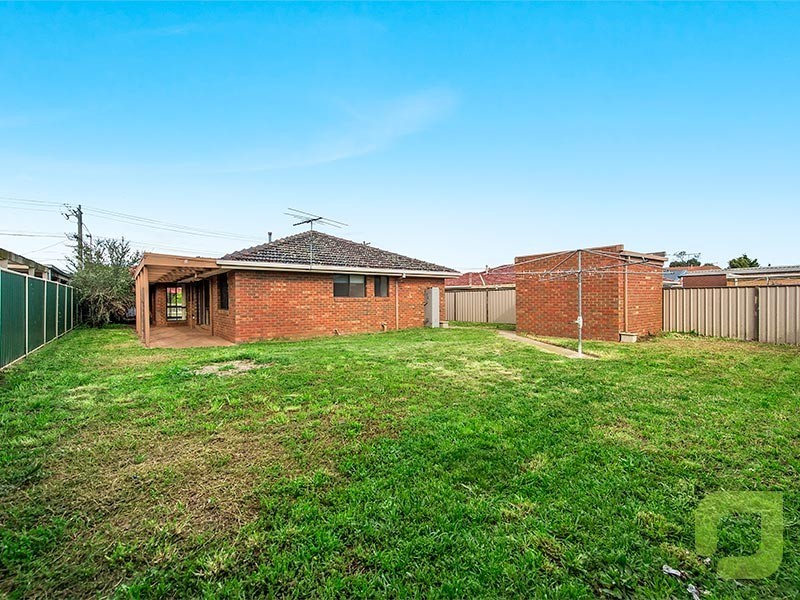 27 Saddington Avenue, Hoppers Crossing VIC 3029