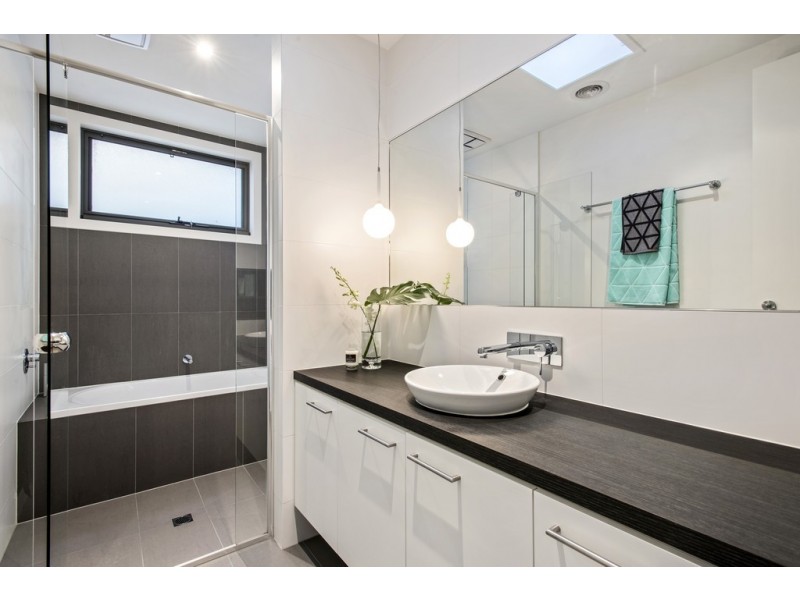 25 Sunset Drive, Williamstown VIC 3016