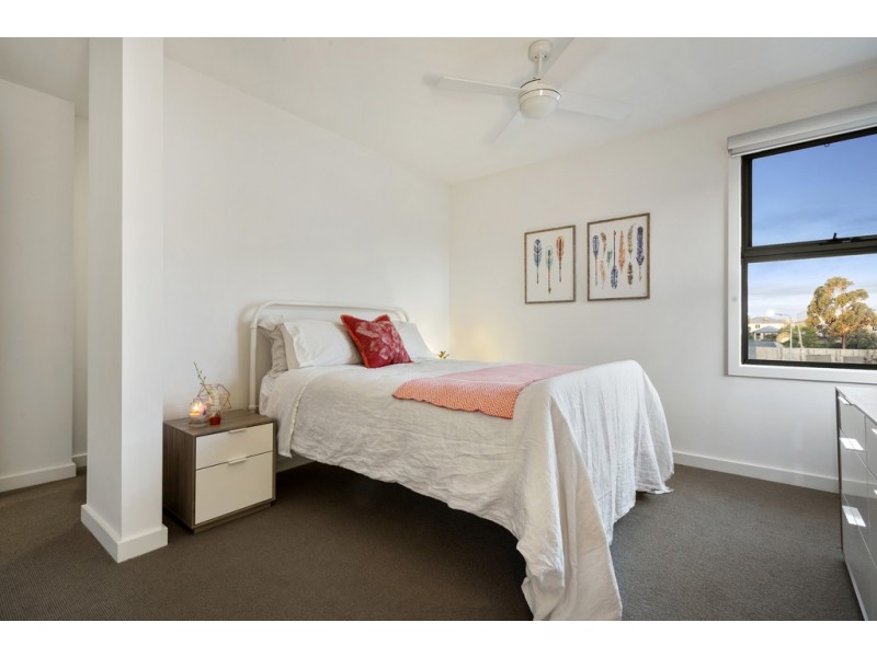 25 Sunset Drive, Williamstown VIC 3016