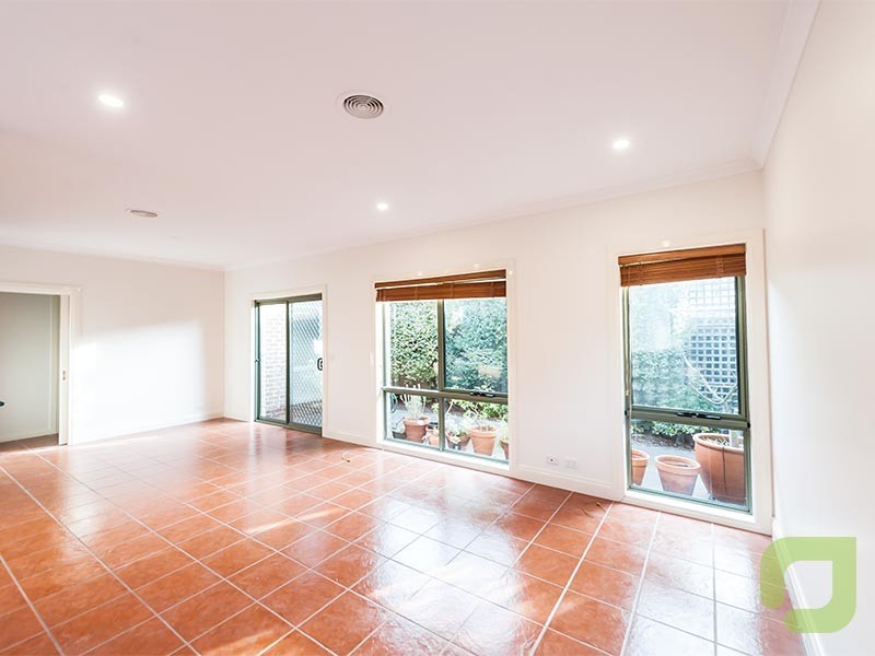 3/59 Challis Street, Newport VIC 3015