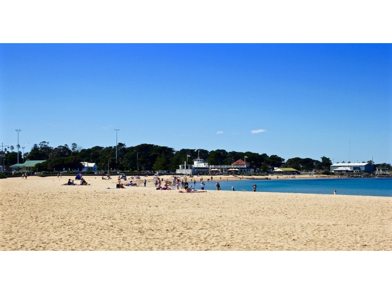 11/2 Thompson Street, Williamstown VIC 3016