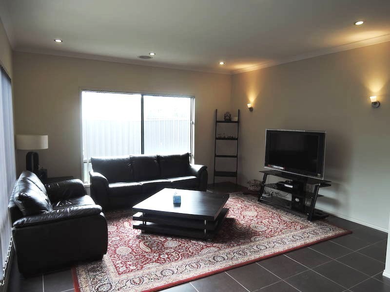 7 Mayesbrook Road, Wyndham Vale VIC 3024