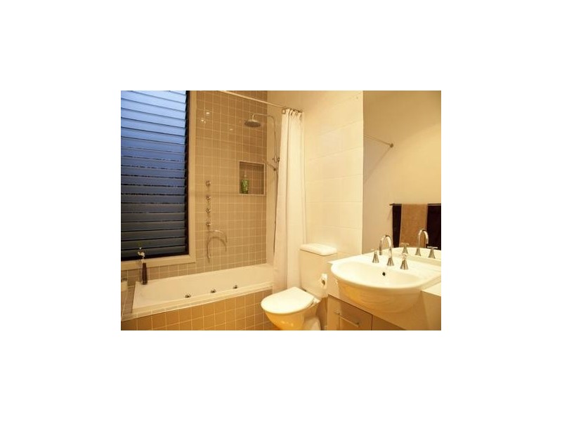 104 Farm Street, Newport VIC 3015