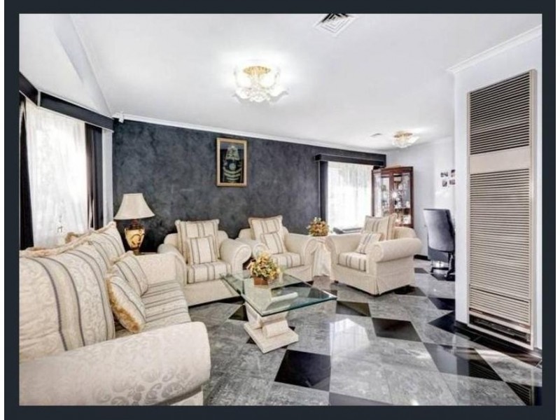 43 Brown Avenue, Altona Meadows VIC 3028