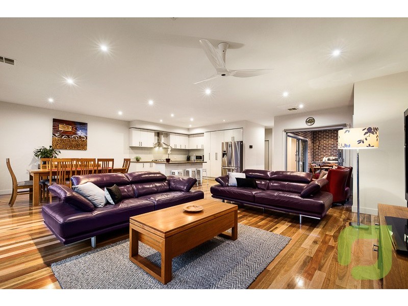 64A Vernon Street, South Kingsville VIC 3015