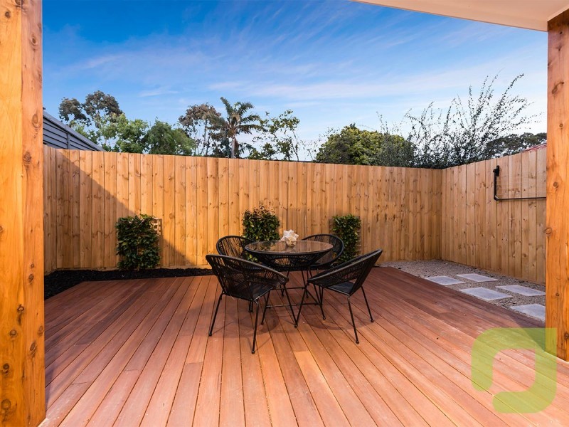 2 Elizabeth Street, Newport VIC 3015