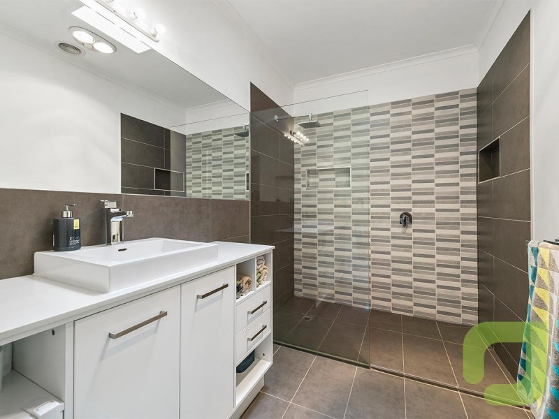 87 John Liston Drive, Newport VIC 3015