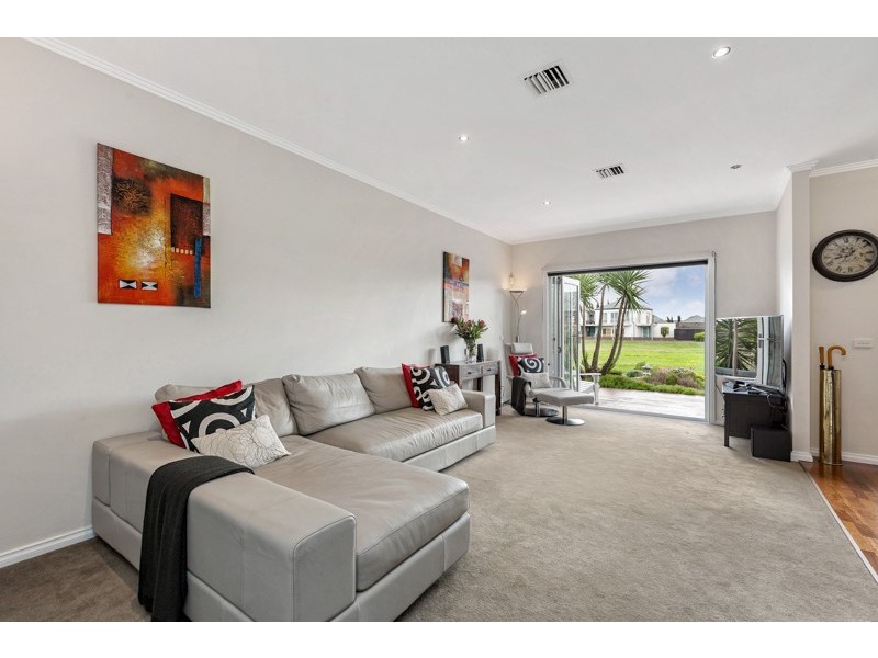 14 Hoffman Terrace, Williamstown VIC 3016