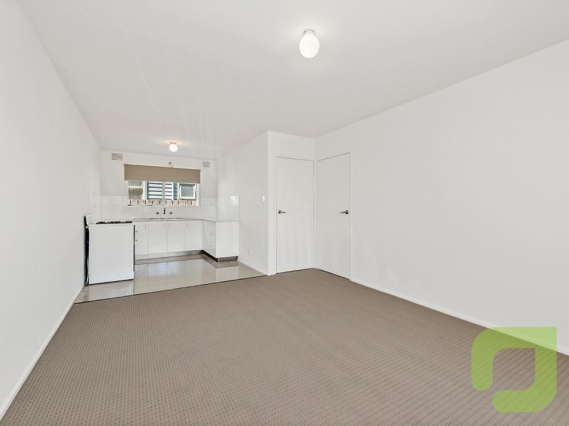 2/45 Oxford Street, Newport VIC 3015