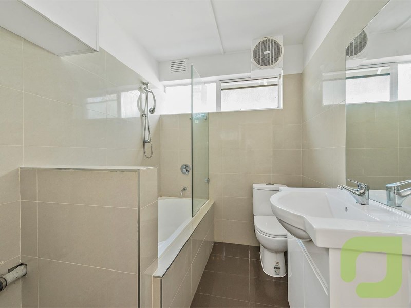 2/45 Oxford Street, Newport VIC 3015