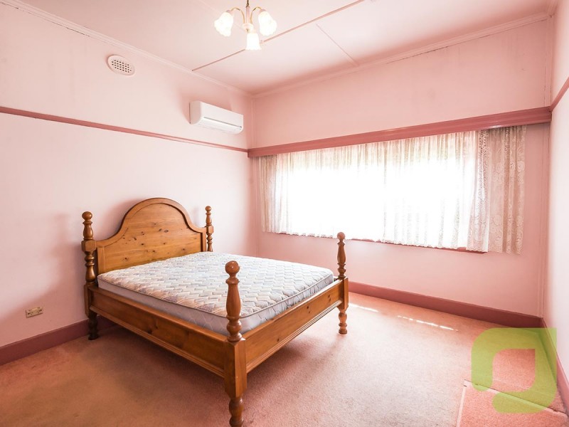 267 Douglas Parade, Newport VIC 3015