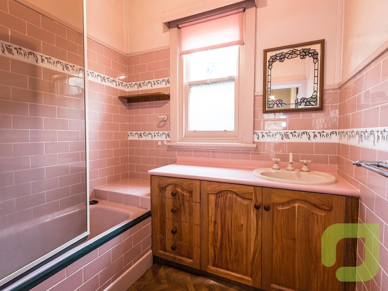 267 Douglas Parade, Newport VIC 3015