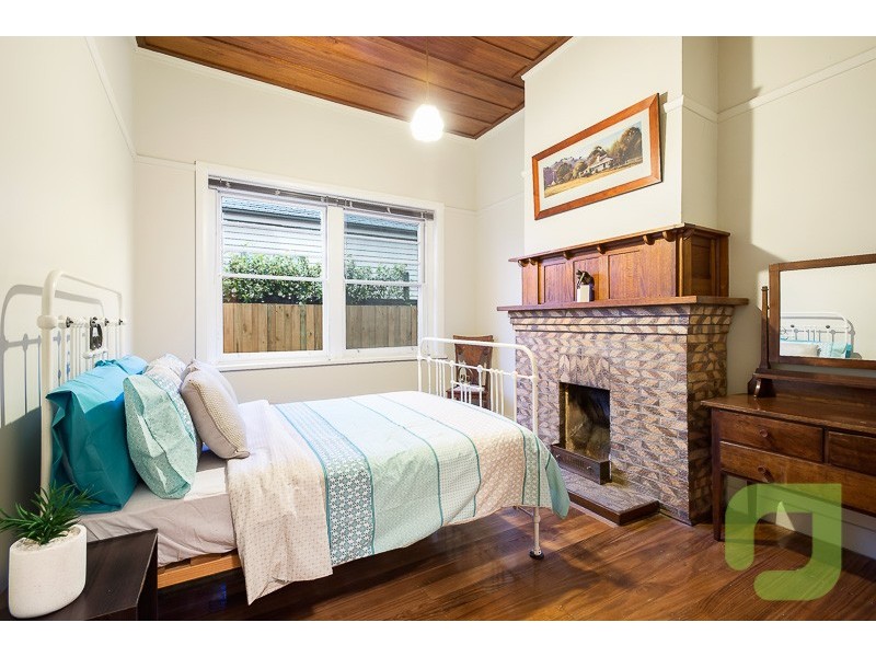 250 Melbourne Road, Newport VIC 3015