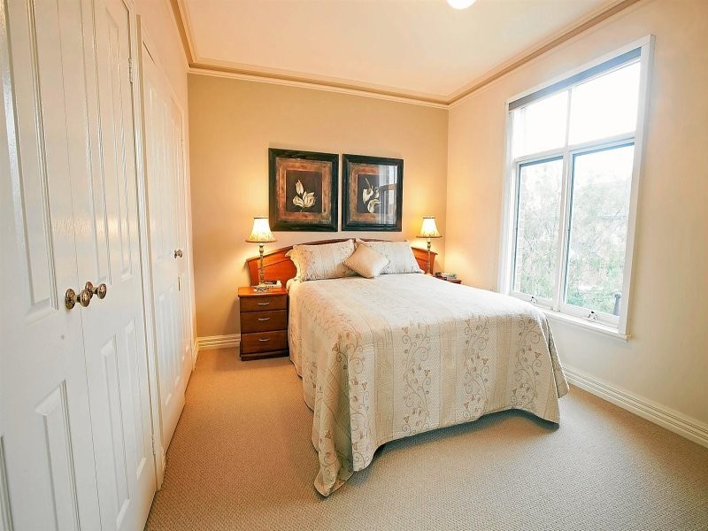 10 Mcguire Crescent, Williamstown VIC 3016