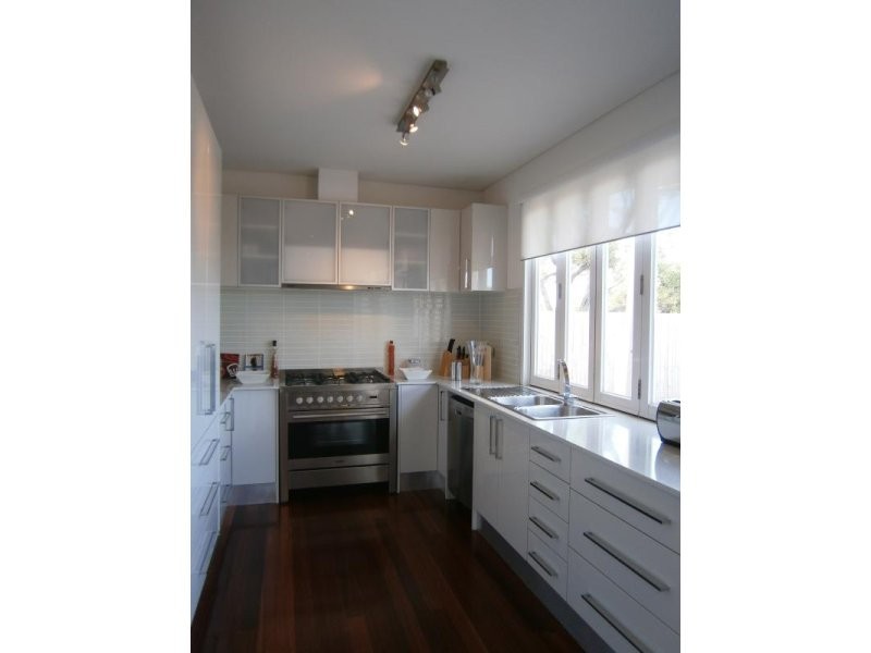 37 Corrigan Avenue, Altona North VIC 3025