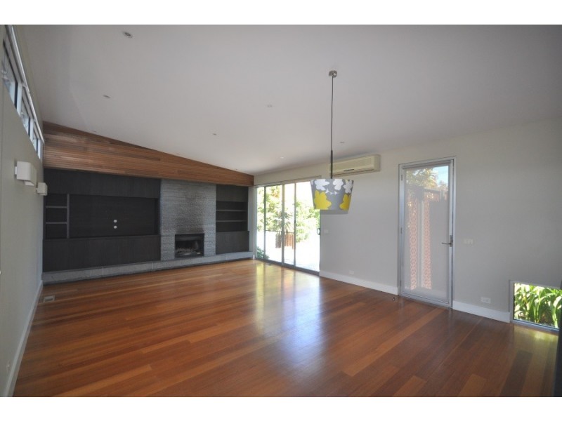 16 Beena Street, Carnegie VIC 3163