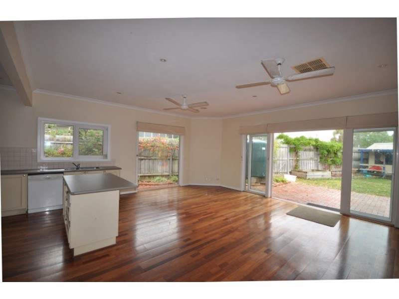 18 Ricourt Avenue, Murrumbeena VIC 3163