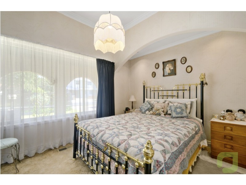 69 Saltley Street, South Kingsville VIC 3015