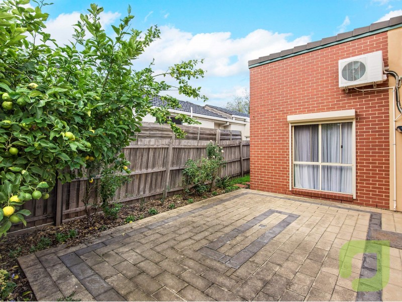 2/35 Maddox Road, Newport VIC 3015