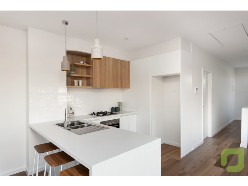 1/68 Hudsons Road, Spotswood VIC 3015