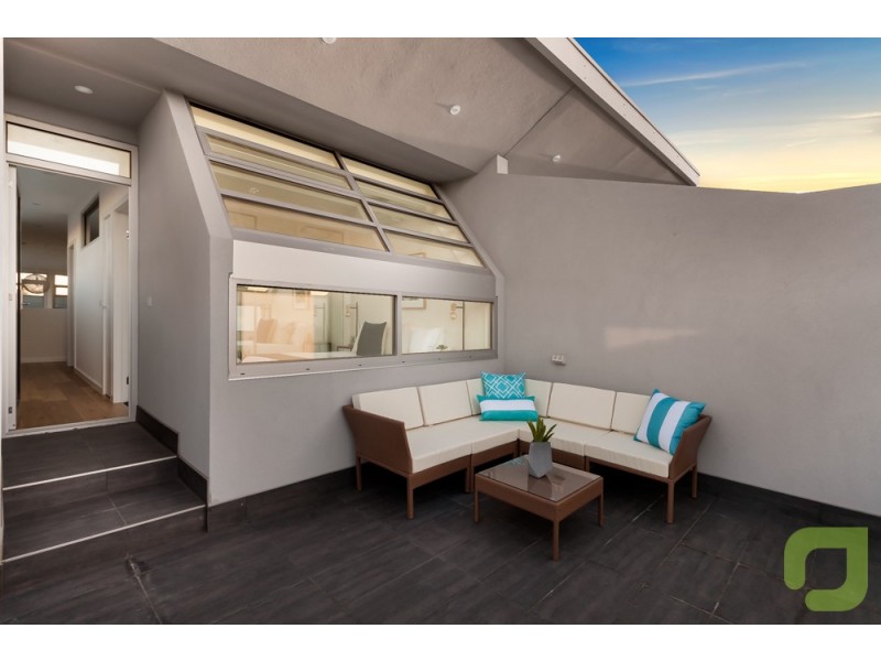 1/68 Hudsons Road, Spotswood VIC 3015